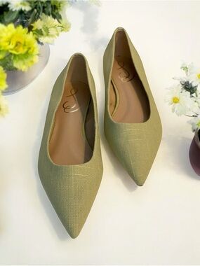 🌸 SAM EDELMAN Pointed Toe Light Olive Green Women’s Flats
